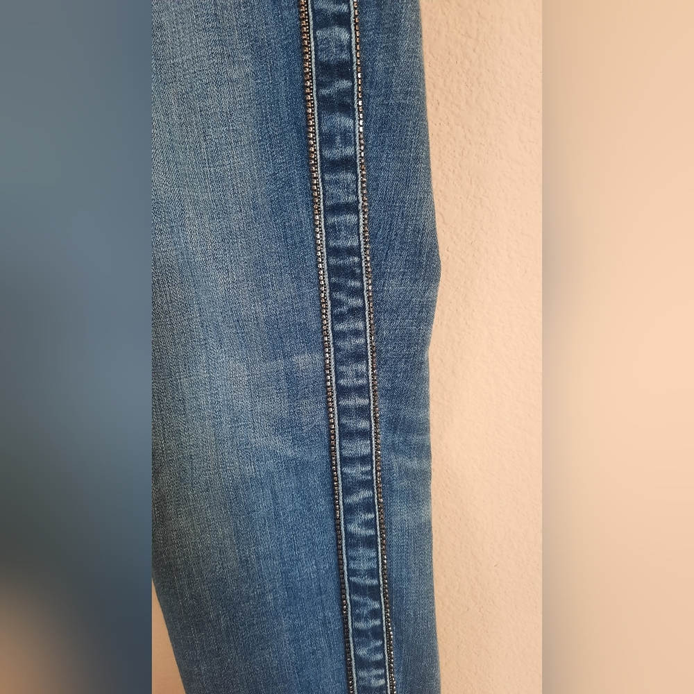 WHBM Everyday Soft Slim Ankle Jeans With Embellishments - Picture 4 of 8